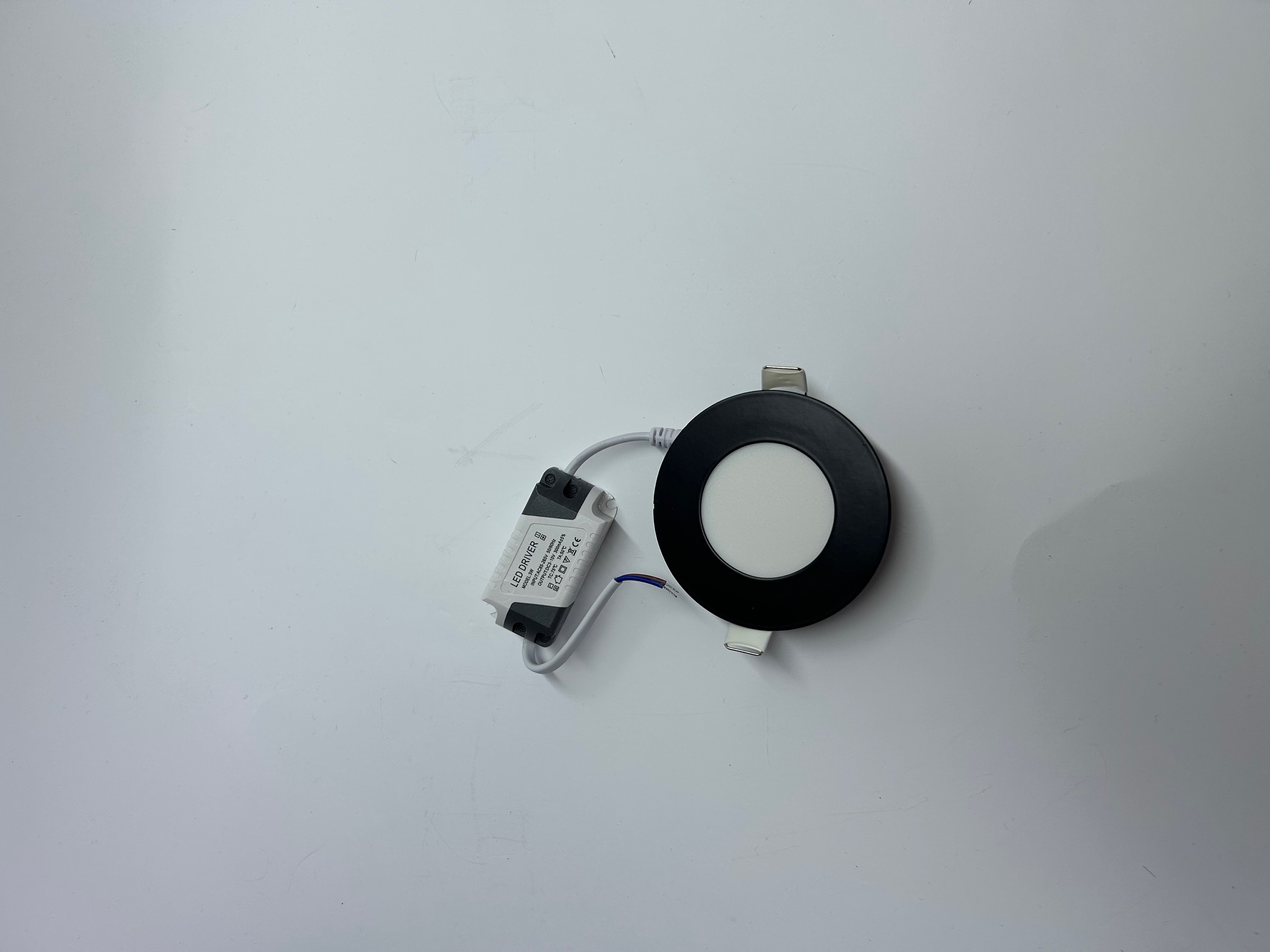 UGRADNI LED PANEL 3W KRUG CRNI - Bomax rasveta Beograd